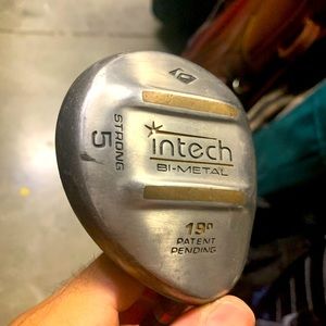 Golf club intech bimetal RH
19 deg
N5